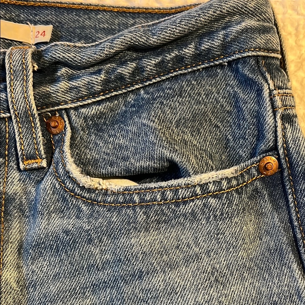 Classic Blue Distressed Women Jeans Levi’s - Picture 7 of 11